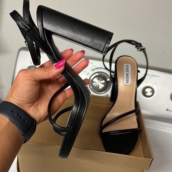 Steve Madden Jennifer black sandals size 9  Open Toe Heels - Picture 2 of 14